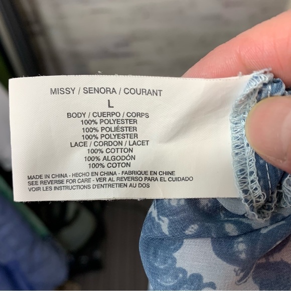 VINTAGE America Blues Boho Pullover Blouse Blue Paisley Floral Crochet Top Sz L - Picture 9 of 10